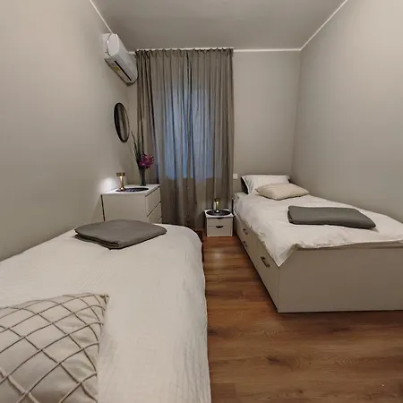 Apartament Alloggi Tosca Dei Legionari Ronchi Dei Legionari